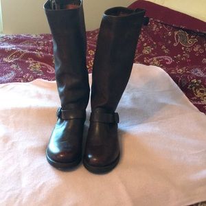Frye boots, NWOT.